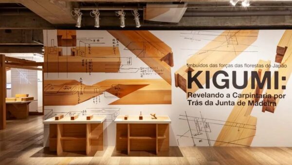 Exposição sobre a técnica Kigumi na Japan House São Paulo