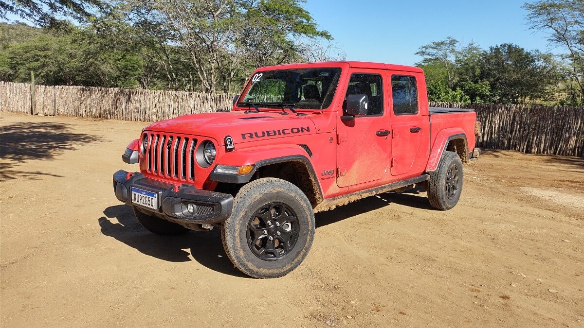 Jipe 4x4 utilizado na trilha inclusiva Jipe Eficiente Brasil