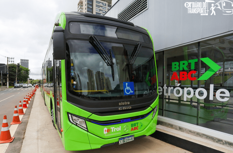 BRT-ABC tem novo prazo para outubro e Tarcísio admite dúvidas sobre concessionária