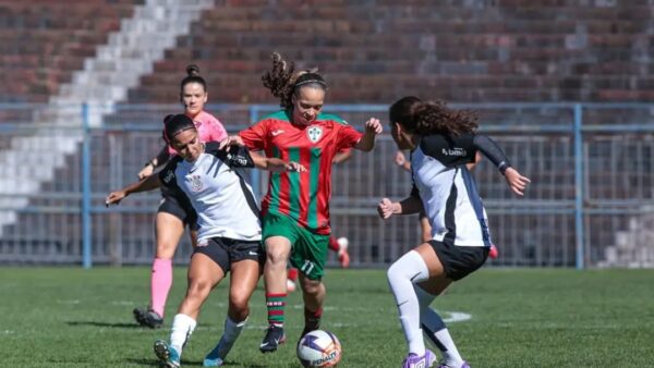 Corinthians goleia Portuguesa por 7 a 0 no Paulista Feminino Sub-20