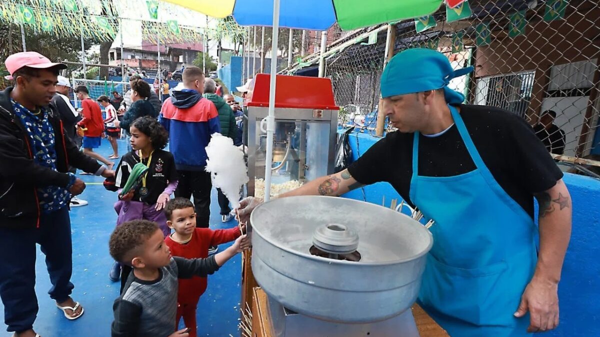 Crianças participam de atividades do Projeto Férias em Diadema