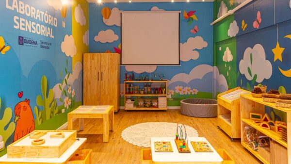 Laboratório sensorial da EMEB Mário Quintana, escola reformada em Diadema