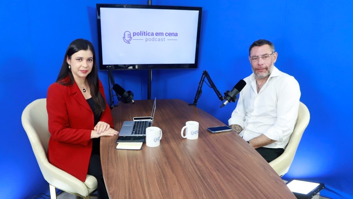 Fernando Marangoni durante entrevista ao podcast Política em Cena