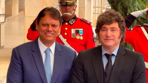 Governador Tarcísio de Freitas recebe o presidente argentino Javier Milei no Palácio dos Bandeirantes