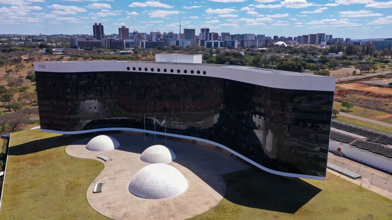 Vista aérea da sede do Tribunal Superior Eleitoral em Brasília