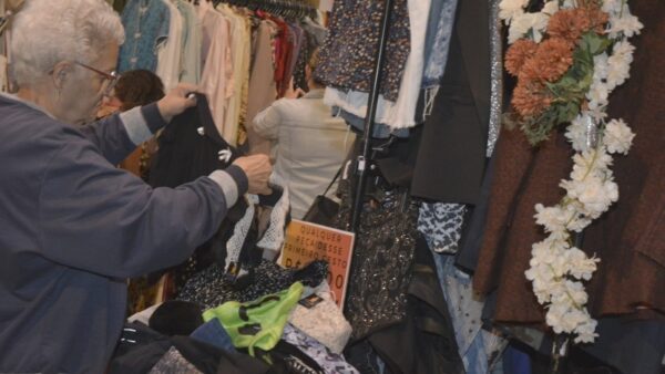 Feira Novo de Novo une moda circular e empreendedorismo feminino em Santo André