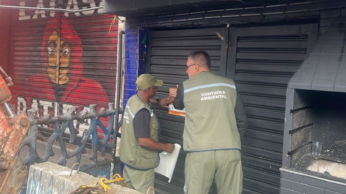 Fiscais do Semasa interditam estabelecimento por excesso de barulho em Santo André