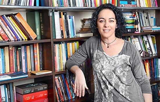 Retrato da filósofa Márcia Tiburi