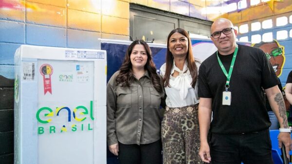 Entrega de vouchers do programa Troca de Geladeiras em Santo André