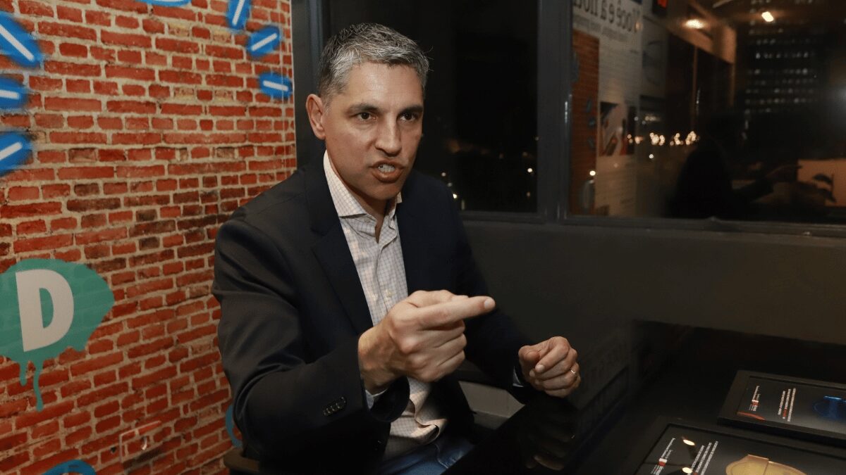 Evandro Banzato, secretário de Desenvolvimento e Geração de Emprego de Santo André, durante entrevista
