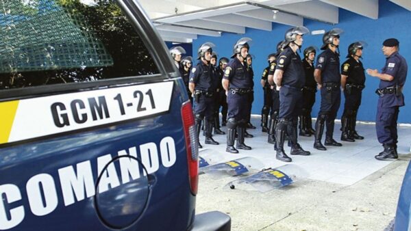 Viatura e agentes da Guarda Civil Municipal de São Bernardo do Campo