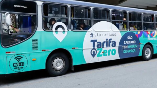 Ônibus de São Caetano voltam a cobrar tarifa de R$ 5 para não cadastrados