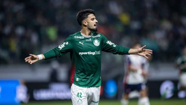 Flaco Lopez comemora gol do Palmeiras contra o Cerro Porteño pela Libertadores