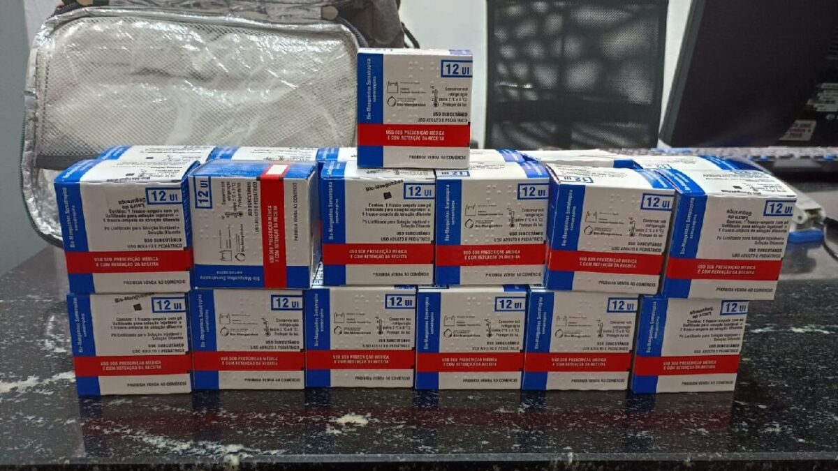 Caixas de medicamentos de alto custo apreendidas pela Polícia Civil