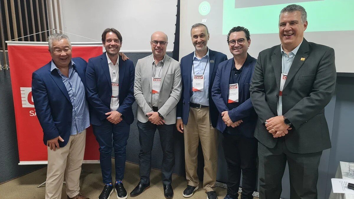 Painelistas da plenária do CIESP São Bernardo sobre inteligência artificial