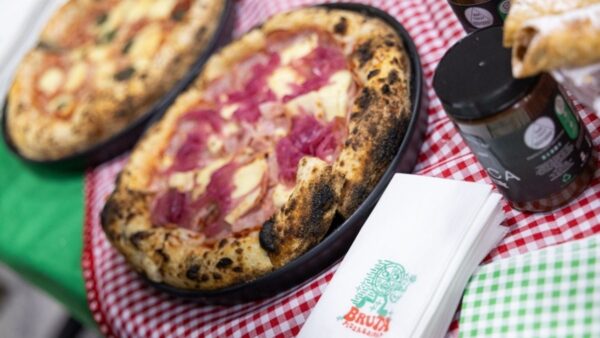 Pizzas artesanais servidas na prévia da 33ª Festa Italiana de São Caetano do Sul