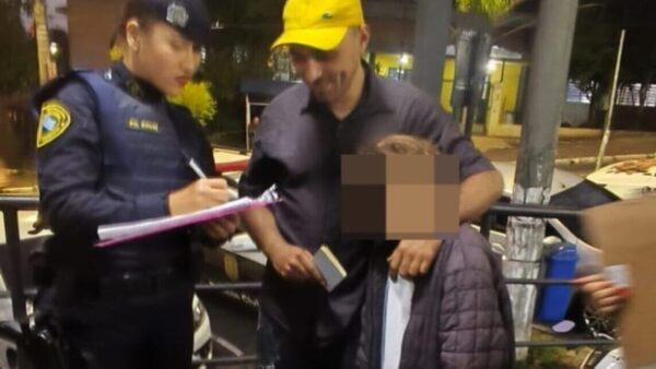 Guarda civil municipal registra ocorrência ao lado de homem e criança encontrada sozinha em Diadema